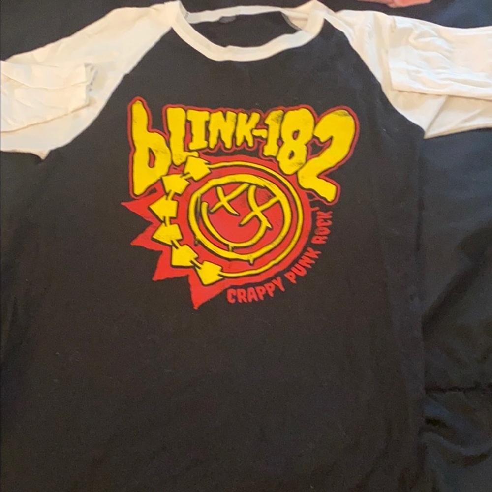 Blink-182 2016 Tour shirt - Picture 1 of 2